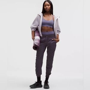 Lululemon Dance Studio Jogger, Sz. 6 in Atmospheric Purple, Worn 1x